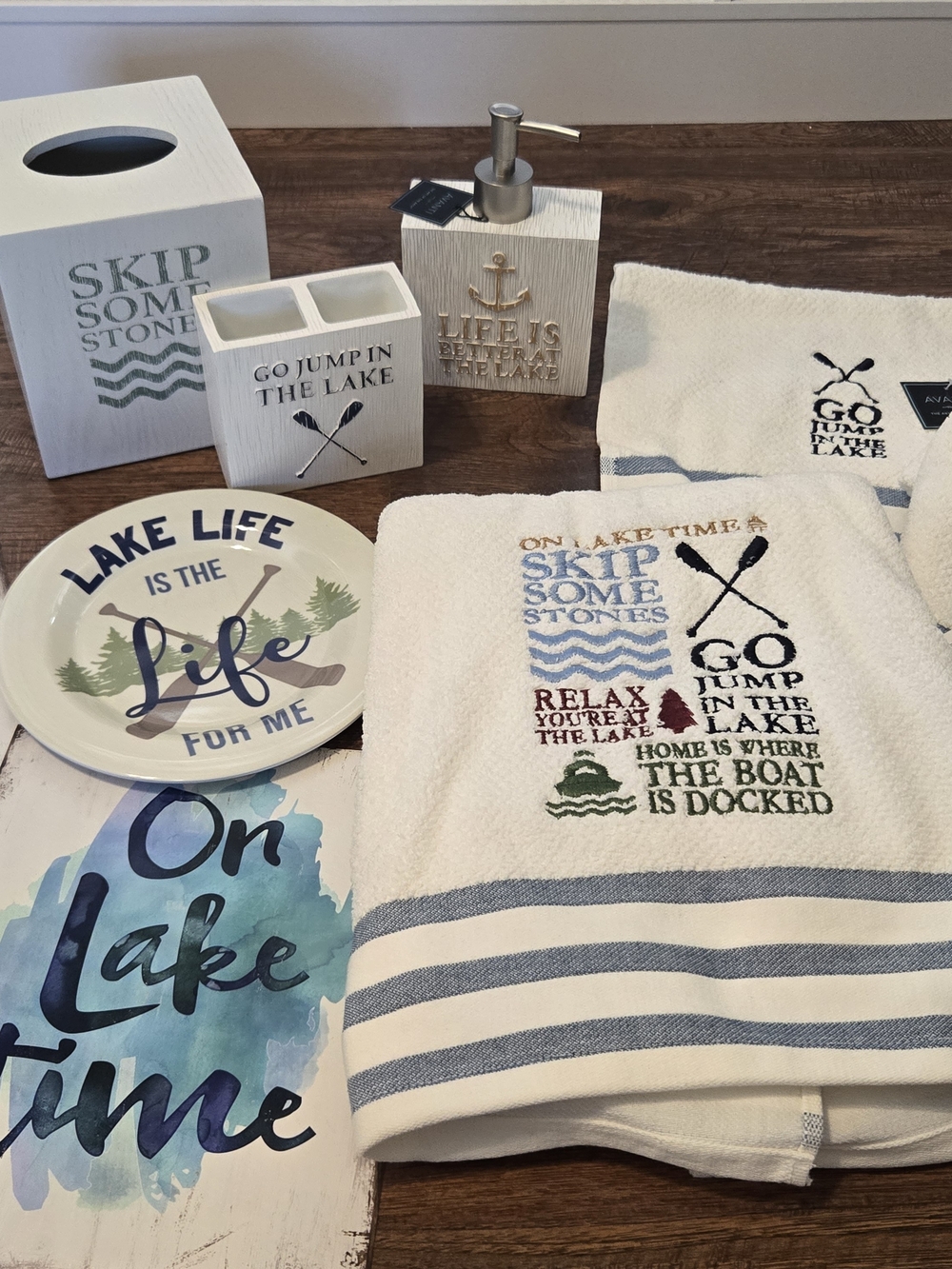 Lake Theme Bathroom Accessories,  Towel Set and Decor